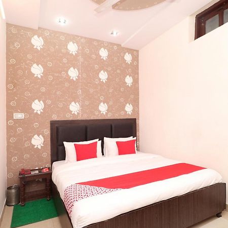 Oyo Hotel Kailash Regency Ludhiana Bagian luar foto