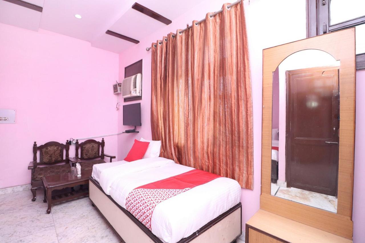 Oyo Hotel Kailash Regency Ludhiana Bagian luar foto